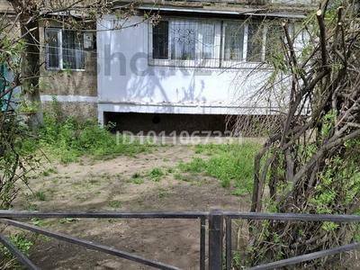 3-бөлмелі пәтер · 56.2 м² · 1/5 қабат, Кабанбай батыр 17 — Бывший Юбилейка, бағасы: 27 млн ₸ в Шымкенте