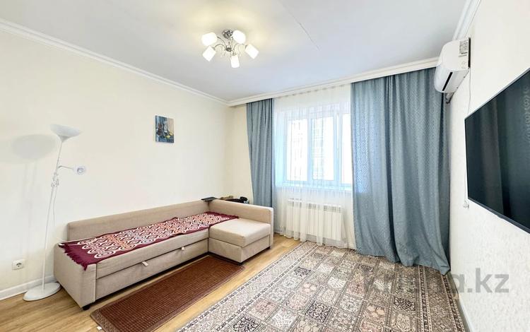 1-комнатная квартира, 37 м², 5/8 этаж, Кайсенова — ЭКСПО , Binom