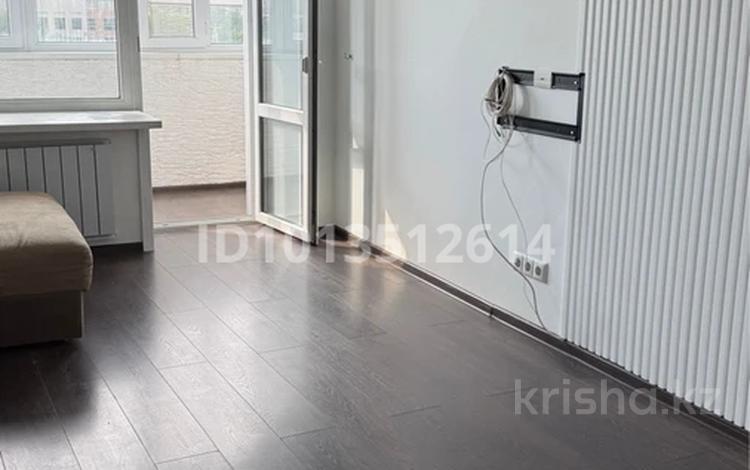 2-комнатная квартира · 56 м² · 5/9 этаж, мкр Юго-Восток, Карбышева за 210 000 ₸ в Караганде, Казыбек би р-н — фото 2