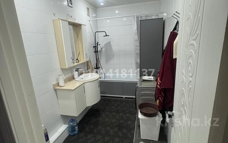2-комнатная квартира · 55.8 м² · 4/4 этаж, мкр Омега, Украинская 10/1 — омега спорт за 21.5 млн ₸ в Уральске — фото 2