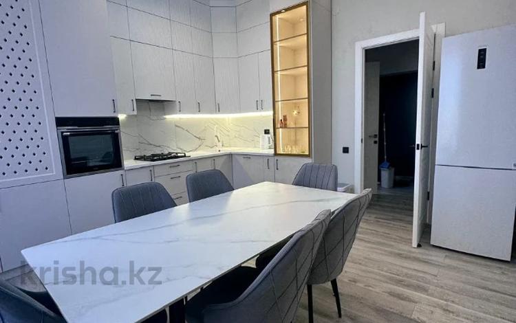 3-бөлмелі пәтер · 128.4 м² · 4/5 қабат, Алтын орда ш/а. 22е, бағасы: 68 млн ₸ в Актобе, мкр. Алтын орда — фото 2