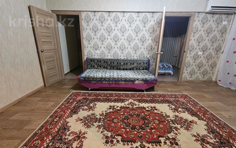 2-комнатная квартира · 45 м² · 5/5 этаж, Кабанбай Батыра 136 за 160 000 ₸ в Усть-Каменогорске — фото 2