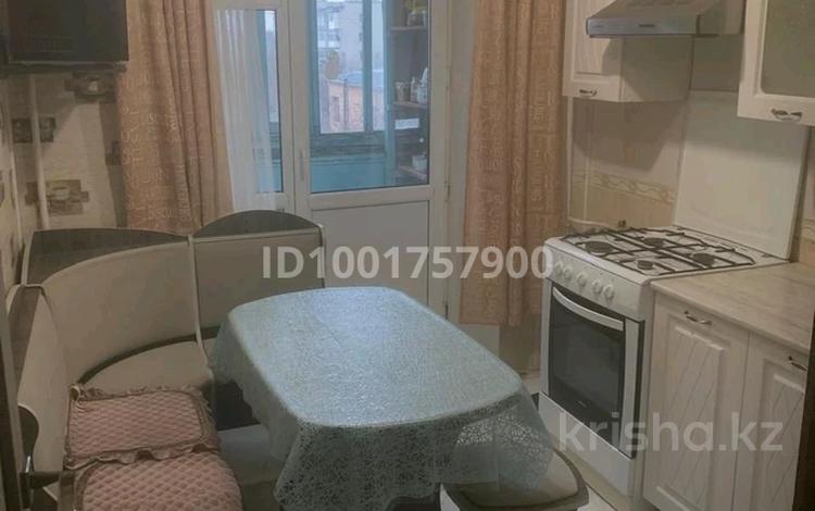 4-комнатная квартира · 69.9 м² · 4/9 этаж, мкр 5, Пр А. Молдагуловой — Пр. А. Молдагуловой за 19.5 млн ₸ в Актобе — фото 3