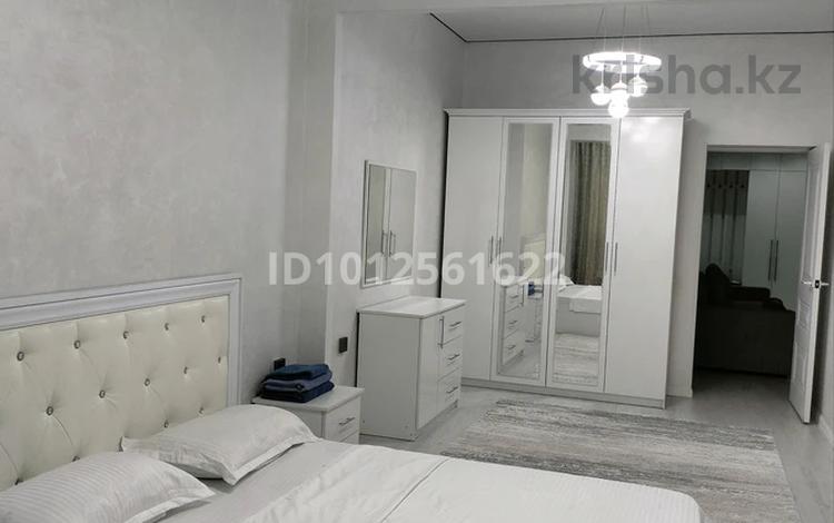 3-комнатная квартира · 82 м² · 7/20 этаж, Гагарина 310 за 30 000 ₸ в Алматы, Бостандыкский р-н — фото 12