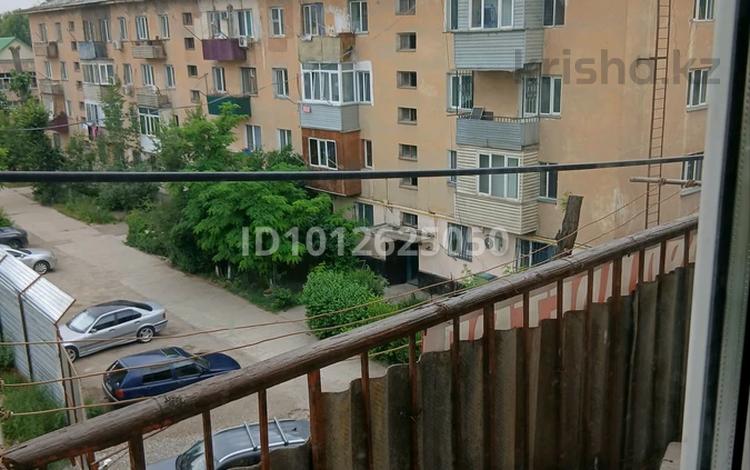 3-комнатная квартира · 58 м² · 4/4 этаж, Ауэзова — Титова за 27.5 млн ₸ в  — фото 2