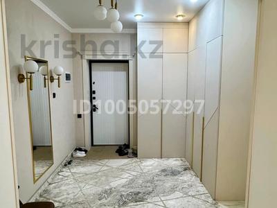 2-комнатная квартира · 67 м², Кекилбаева(Комсомольская) 136 за 31 млн 〒 в Уральске