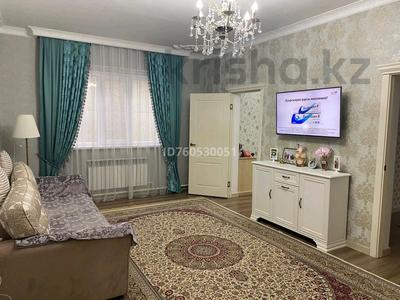 Жеке үй · 5 бөлме · 158 м² · 8 жүзд., Атырау ш/а., Алия Молдагулова 109 — Старый базар жақ, бағасы: 45 млн ₸ в мкр Атырау