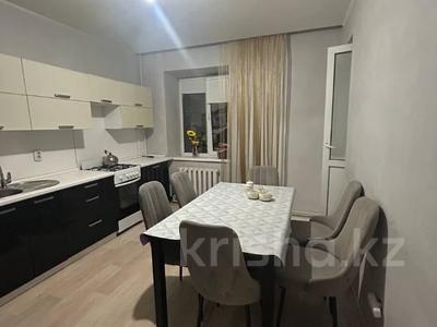 2-комнатная квартира · 62.5 м² · 1/5 этаж, Гашека 6\2 за 23.5 млн 〒 в Костанае