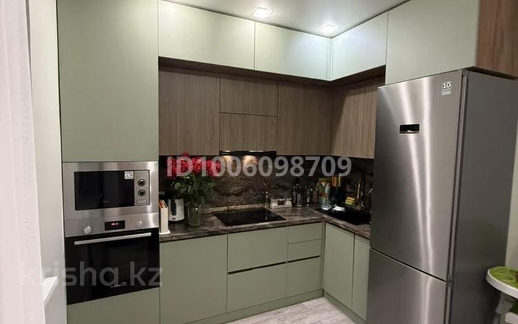 2-бөлмелі пәтер · 70 м² · 5/10 қабат, Базовая 2/4, бағасы: 38 млн ₸ в Усть-Каменогорске — фото 2