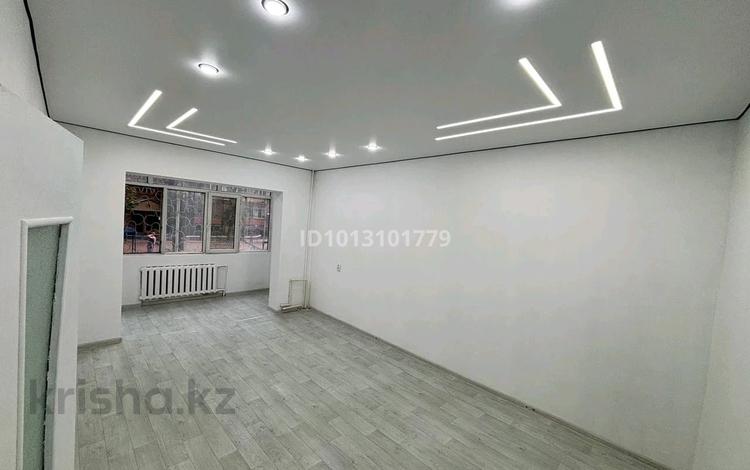 3-комнатная квартира · 73 м² · 1/5 этаж, мкр Жансая 28 — Остановка 11 мкр за 20 млн ₸ в Таразе — фото 2