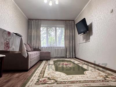 3-комнатная квартира, 60 м², 1/4 этаж, мкр №1 — Саина-Жубанова за 32.5 млн 〒 в Алматы, Ауэзовский р-н
