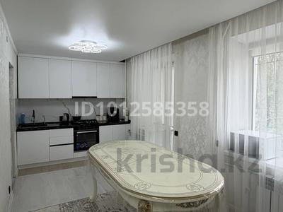 3-комнатная квартира · 68 м² · 1/5 этаж, Жастар 67 — улица Ракишева за 29.9 млн 〒 в Талдыкоргане, мкр Жастар