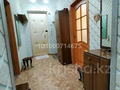 3-комнатная квартира · 72.5 м² · 1/4 этаж, Казбековой 11 — Школа искусств, строительный магазин жибек жолы за 28.5 млн 〒 в Балхаше