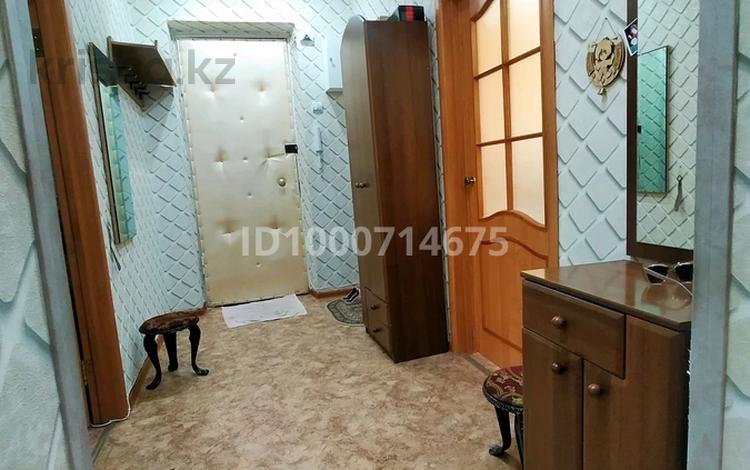 3-бөлмелі пәтер · 72.5 м² · 1/4 қабат, Казбековой 11 — Школа искусств, строительный магазин жибек жолы, бағасы: 28.5 млн ₸ в Балхаше — фото 2