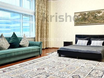 1-комнатная квартира · 51 м² · 10/18 этаж, Динмухаммед Кунаев 12/2 за 17 000 ₸ в Астане, Есильский р-н