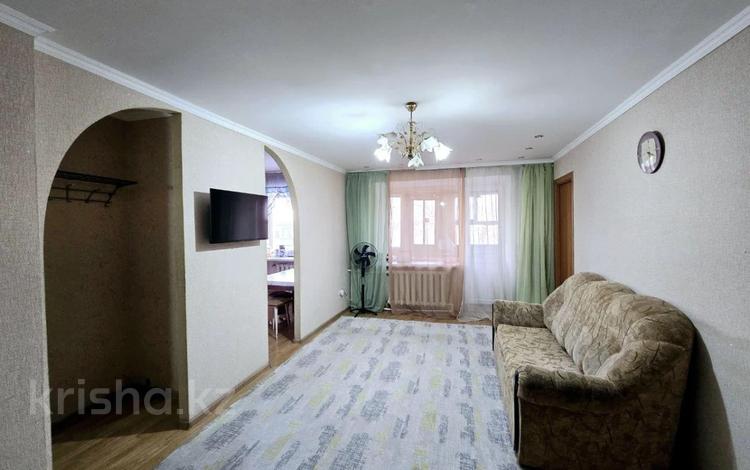2-бөлмелі пәтер · 44.4 м² · 5/5 қабат, ул. Чернышевского 95, бағасы: 6.5 млн ₸ в Темиртау — фото 13