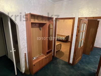 2-комнатная квартира · 54 м² · 1/5 этаж, Водник 2 60 за 160 000 〒 в Боралдае (Бурундай), мкр Водник-2