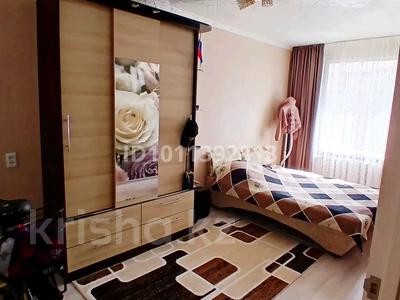 2-бөлмелі пәтер · 45.6 м² · 2/5 қабат, Камзина 21, бағасы: 12 млн ₸ в Аксу