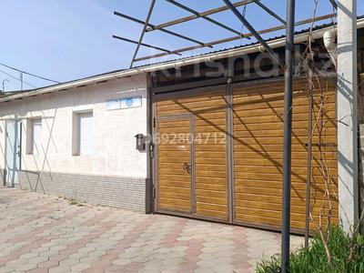 Жеке үй · 6 бөлме · 130 м² · , Уалиханова 121, бағасы: 50 млн ₸ в Шымкенте, Туран р-н