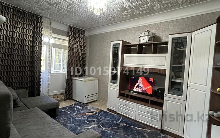 2-комнатная квартира · 38 м² · 2/2 этаж, Омарова за 15 млн ₸ в Жезказгане — фото 2