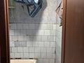 2-бөлмелі пәтер · 42.8 м² · 5/5 қабат, Назарбаева 219 — Район дом быта северный, бағасы: 10 млн ₸ в Петропавловске — фото 8