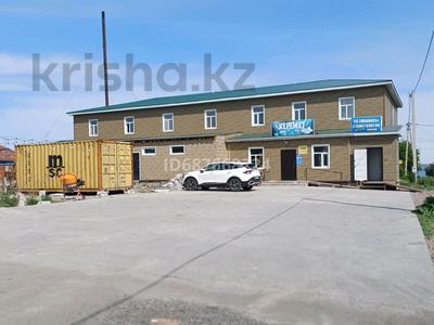 Свободное назначение, офисы, салоны красоты, бани, гостиницы и зоны отдыха, образование · 800 м² за 110 млн 〒 в Акколе