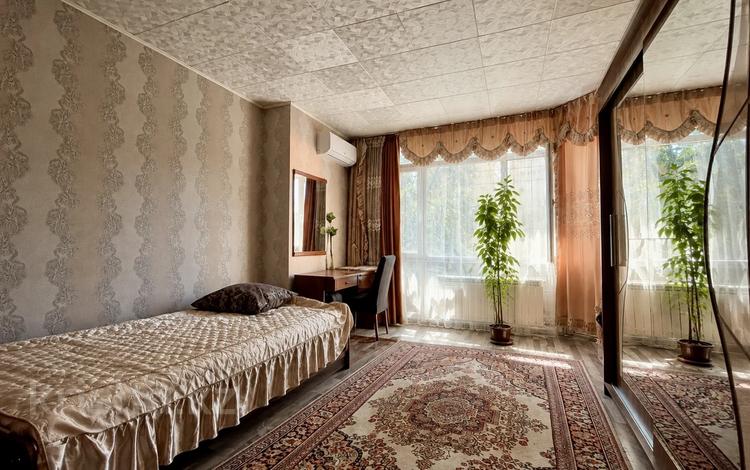 1 бөлме · 50 м² · 2/9 қабат, Тепличный ш/а., Мустай карим 12/14 — Саина Жандосова рядом трц Алматы молл, бағасы: 100 000 ₸ в Ауэзовский р-н — фото 2