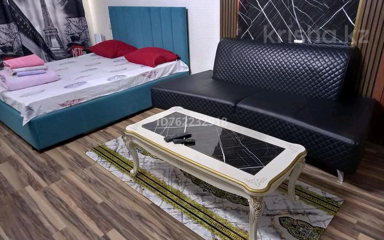 1-бөлмелі пәтер · 35 м², Бектурганова 30 — Ескі Болашак, бағасы: 2 000 〒 в  — фото 2