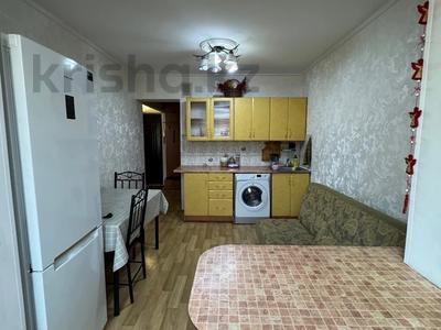 Продажа квартир в Алматы: 2-комнатная квартира · 49 м² · 2/5 этаж, мкр Аксай-3Б 16 — Толе би за 33.5 млн 〒 2-комнатная квартира · 49 м² · 2/5 этаж, мкр Аксай-3Б 16 — Толе би за 33.5 млн 〒 в Алматы, Ауэзовский р-н