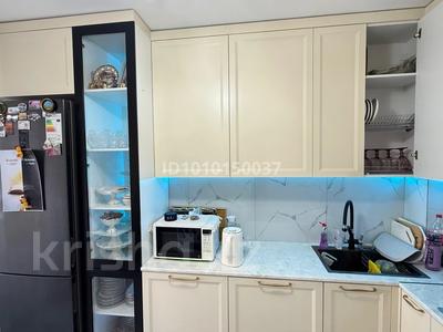 3-комнатная квартира · 78.2 м² · 12/12 этаж, 11 37/2 — Обл. Акимат за 32 млн 〒 в Туркестане