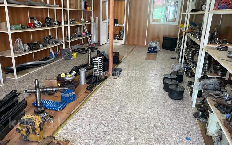 Контейнер на Алем базаре · 36 м², бағасы: 3.2 млн ₸ в Актау, 21-й мкр — фото 2