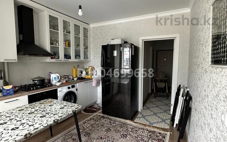 1-бөлмелі пәтер · 46 м² · 2/5 қабат, мкр. Алтын орда, Мкрн Батыс-2 40B, бағасы: 170 000 ₸ в Актобе — фото 2