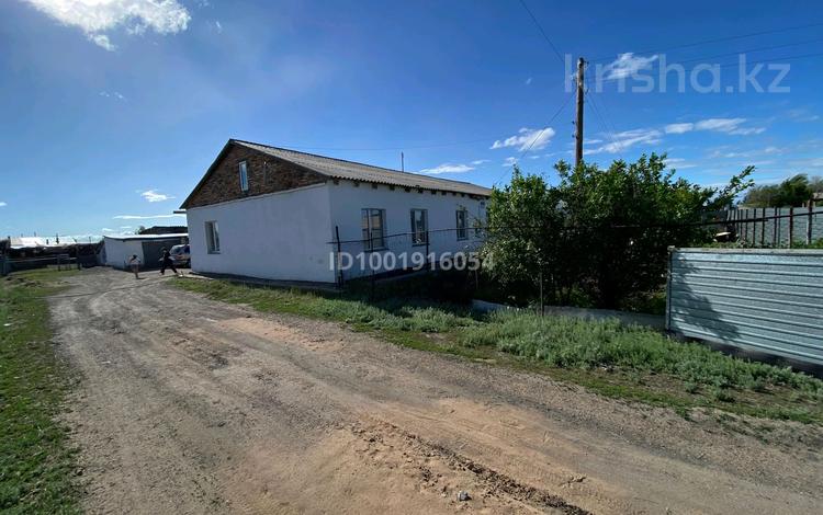 Отдельный дом · 8 комнат · 142 м² · 24 сот., Асубаев 6 — Находится в центре за 15 млн ₸ в Кобетей — фото 2