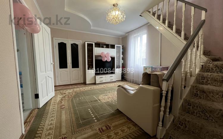 Отдельный дом · 4 комнаты · 240 м² · 6 сот., Старый город, Жазыкова — Рамазан за 27 млн ₸ в Актобе — фото 7
