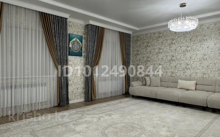 3-комнатная квартира · 117.4 м² · 5/5 этаж, мкр. Алтын орда 41 за 42 млн ₸ в Актобе — фото 2