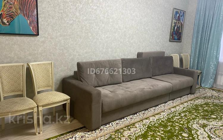 3-комнатная квартира · 100 м² · 8/9 этаж, проспект Мангилик Ел 41/1 — Бухар жырау за 650 000 ₸ в Астане, Есильский р-н — фото 2