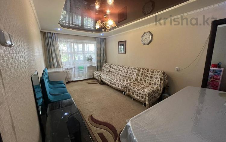 3-комнатная квартира · 57.4 м² · 3/5 этаж, Майкудук, 12й микрорайон за 10.5 млн ₸ в Караганде, Алихана Бокейханова р-н — фото 7