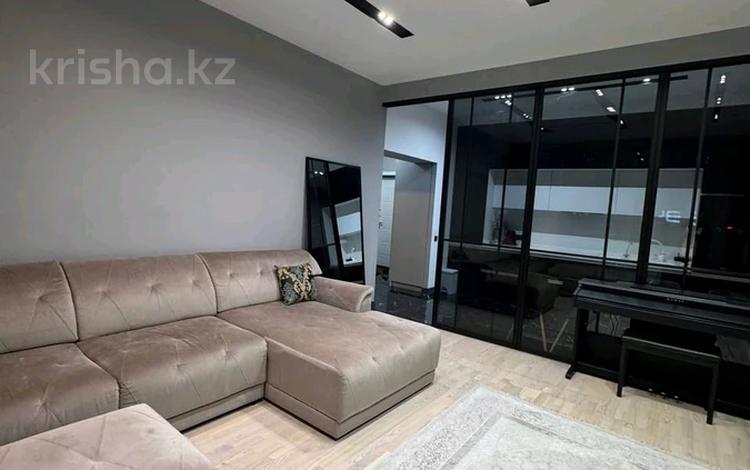 2-бөлмелі пәтер · 65 м² · 20/33 қабат, Аль-фараби 15/1, бағасы: 86 млн ₸ в Алматы, Медеуский р-н — фото 2