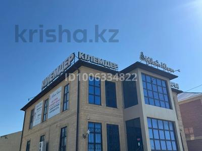 Свободное назначение, офисы, магазины и бутики, общепит, медцентры и аптеки, образование, развлечения · 489 м² за 155 млн 〒 в Атырау, мкр Привокзальный-1