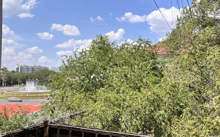 3-бөлмелі пәтер · 65.8 м² · 3/3 қабат, Азаттык 22, бағасы: 15 млн ₸ в Атырау — фото 2