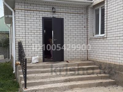 Отдельный дом · 5 комнат · 127 м² · 10 сот., Сарыарка 24 — Юго-Запад 2, Автобус жүретін көше за 37 млн ₸ в Актобе, жилой массив Юго-Запад-1