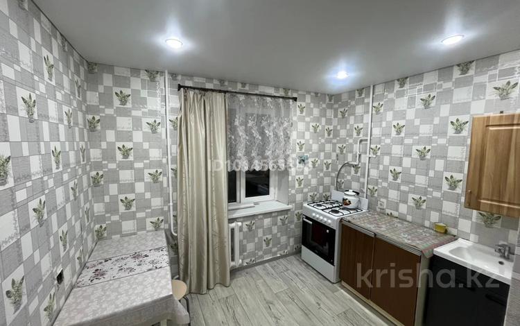 1-комнатная квартира · 34 м² · 4/9 этаж, мкр 4 10 — Абулхаир хана за 120 000 ₸ в Уральске — фото 2