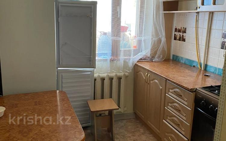 1-бөлмелі пәтер, 32 м², 4/5 қабат, 9-й Микрорайон 14, бағасы: 12.8 млн 〒 в Костанае — фото 2