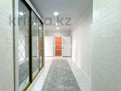 2-бөлмелі пәтер · 82 м² · 4/10 қабат, Назарбаева 36, бағасы: 400 000 ₸ в Алматы, Медеуский р-н