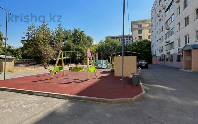 2-комнатная квартира · 66 м² · 7/9 этаж, Толе би 4 за 60 млн ₸ в Алматы, Медеуский р-н — фото 2