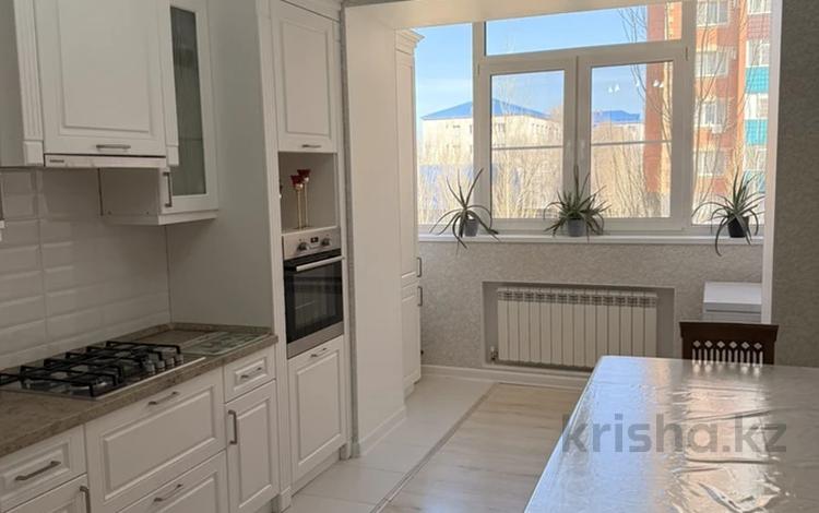 2-бөлмелі пәтер · 80.3 м² · 2/9 қабат, мкр. Алтын орда, Газиза Жубанова 146, бағасы: 37.5 млн ₸ в Актобе — фото 6