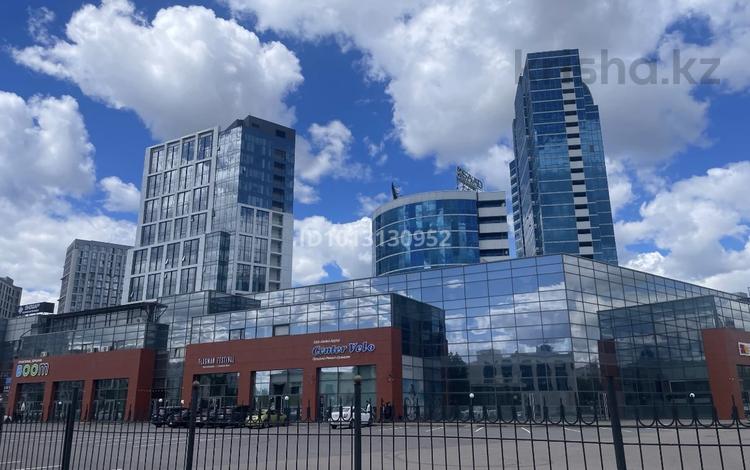 Офисы, магазины и бутики, медцентры и аптеки, образование, развлечения · 800 м² за 700 млн ₸ в Астане, Нура р-н — фото 2
