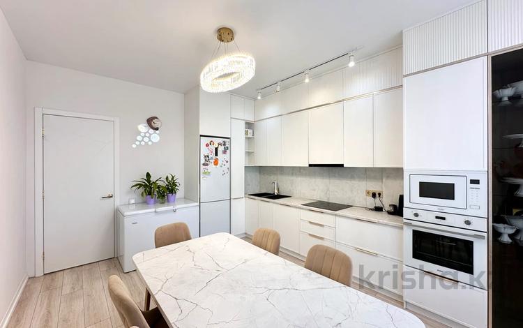 4-бөлмелі пәтер · 120 м² · 5/18 қабат, Санжара Асфендиярова 6, бағасы: 76.5 млн ₸ в Астане, Нура р-н — фото 2