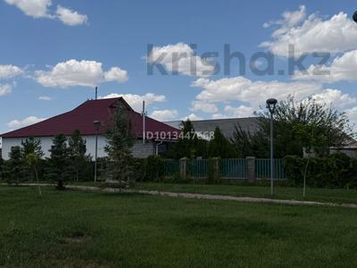 Отдельный дом · 4 комнаты · 200 м² · 10 сот., Карменова — Тараз за 65 млн ₸ в Туркестане