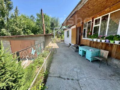 Жеке үй · 3 бөлме · 90 м² · 12 жүзд., Азовская 10, бағасы: ~ 17 млн ₸ в Усть-Каменогорске